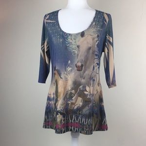 Lightweight equestrian tunic top.